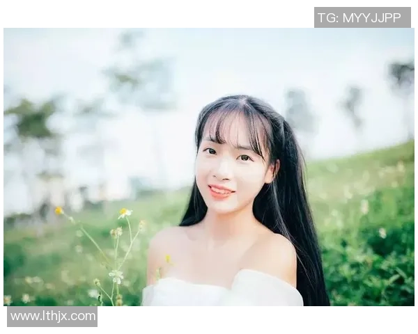 温柔如风的足球明星头像女展现运动与优雅的完美结合 温柔如风的足球明星头像女展现运动与优雅的完美结合