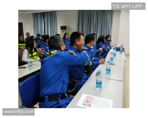 聚焦上海篮球队近期状态分析与未来发展展望 聚焦上海篮球队近期状态分析与未来发展展望