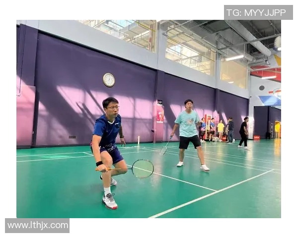 羽毛球深度解析:成都羽毛球队如何实现战术与技术的全面转型 羽毛球深度解析:成都羽毛球队如何实现战术与技术的全面转型